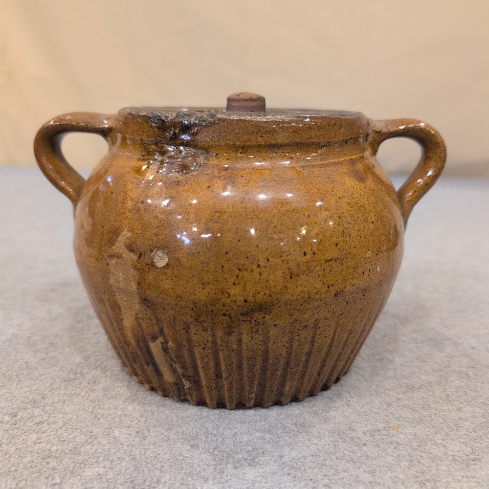 Antique Brown Glazed Stoneware Bean Pot with Lid Ribbed Base Dual Handles - Picture 3 of 7